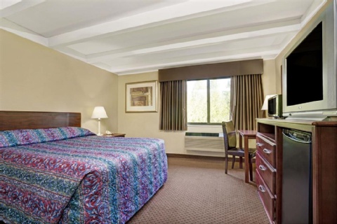 Days Inn by Wyndham Bloomington West , MN 55435 near Minneapolis-saint Paul International Airport (wold-chamberlain Field) View Point 10
