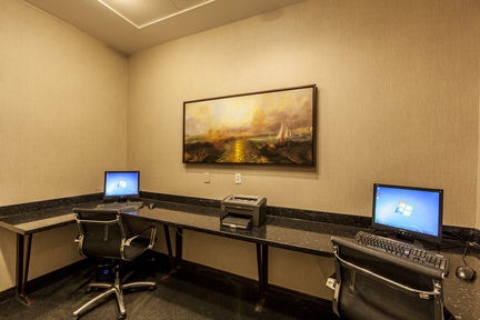 Radisson Hotel Montreal Airport , QC H4T1E3 near Montreal-Pierre Elliott Trudeau Int. Airport View Point 2