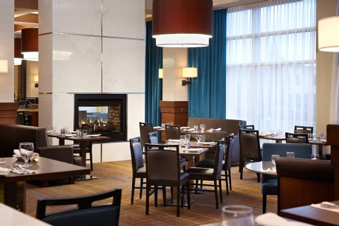 Courtyard by Marriott Montreal Airport , QC H4M 2Z5 near Montreal-Pierre Elliott Trudeau Int. Airport View Point 18