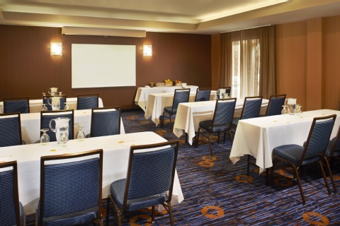 Courtyard by Marriott Cleveland Airport North , OH 44070 near Cleveland Hopkins International Airport View Point 9