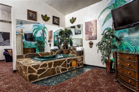Hotel J Green Bay , WI 54313 near Green Bay Austin Straubel International Airport View Point 34