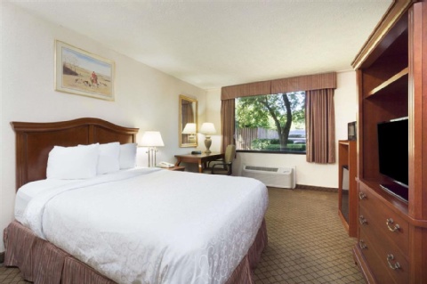 Days Inn by Wyndham Columbus Airport , OH 43219 near Port Columbus International Airport View Point 11