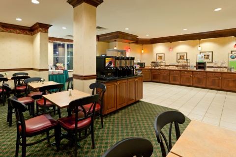 Hampton Inn & Suites Elizabeth Newark Airport , NJ 07201 near Cape Liberty Cruise Port View Point 6