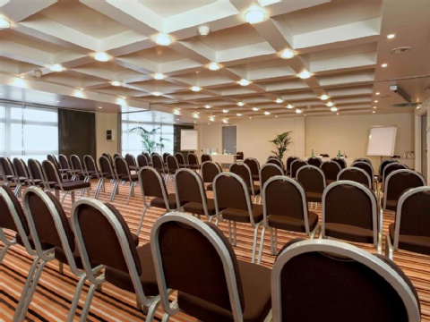 Hotel Mercure Paris Massy Gare TGV ,  91886 near Paris Orly View Point 4