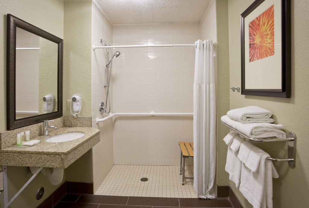 Candlewood Suites Eagan Arpt South - Mall Area, an IHG Hotel , MN 55122 near Minneapolis-saint Paul International Airport (wold-chamberlain Field) View Point 7