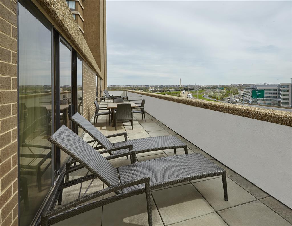 DoubleTree by Hilton Washington DC – Crystal City , VA 22202 near Ronald Reagan Washington National Airport View Point 6