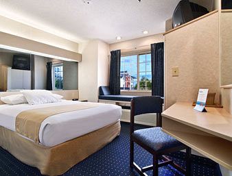 Microtel Inn & Suites By Wyndham Philadelphia Airport , Pa 19013 near Philadelphia International Airport View Point 3