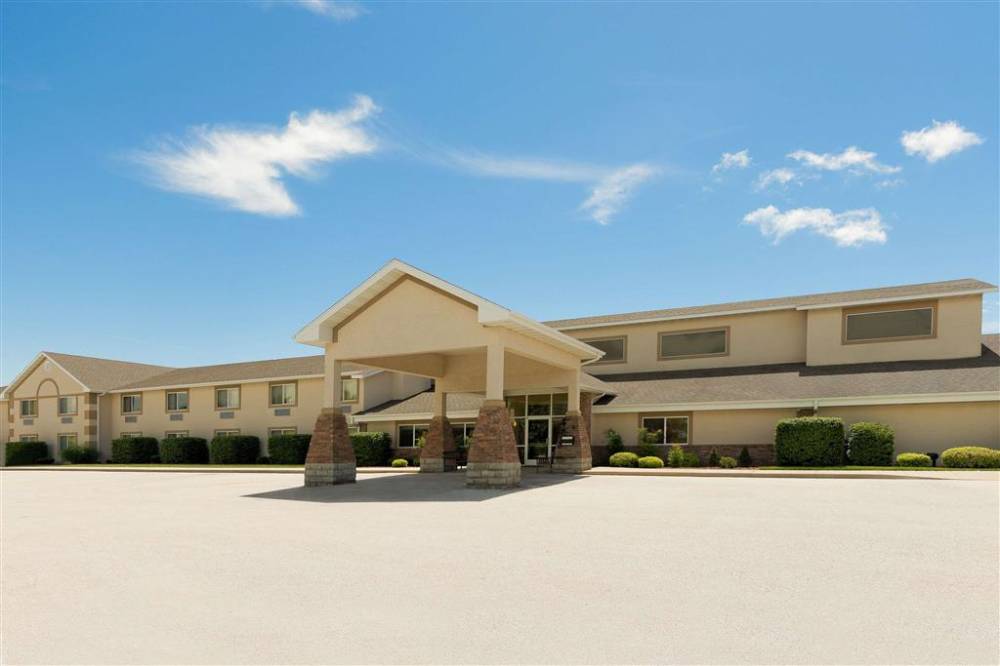 Americinn By Wyndham Republic 1