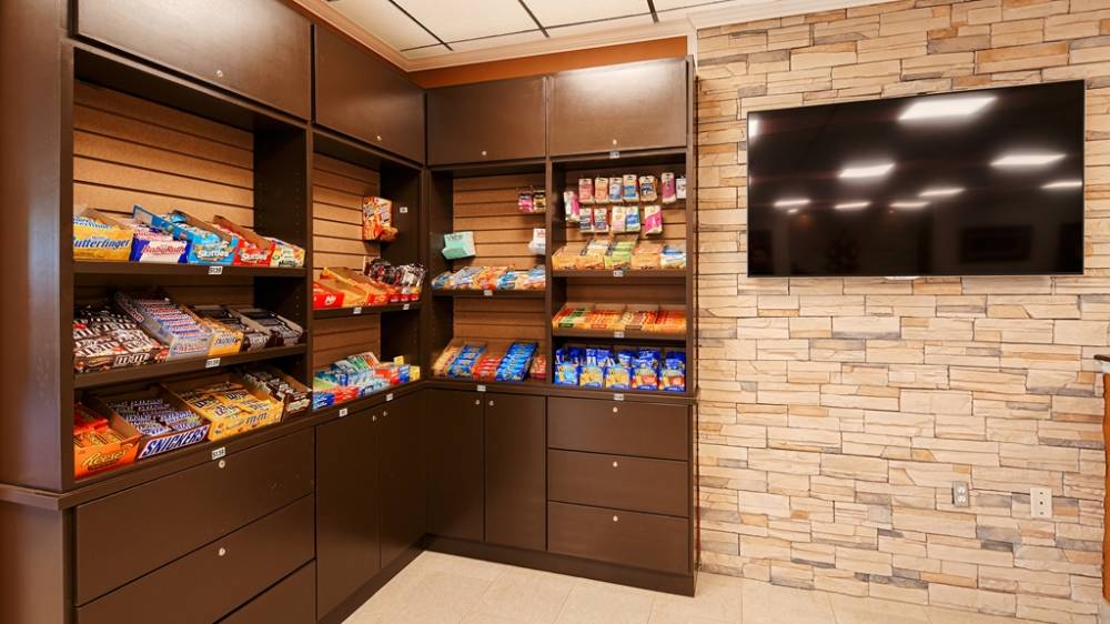 Best Western Airport 4