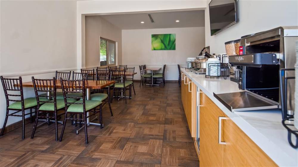 Best Western Plus Glendale 5