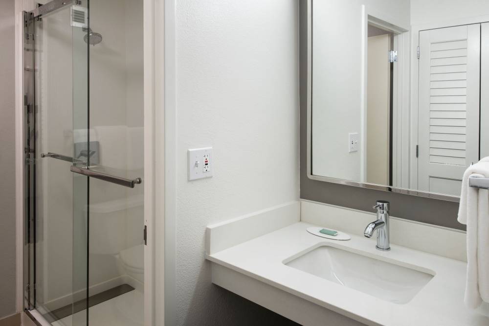 Courtyard By Marriott Annapolis 1