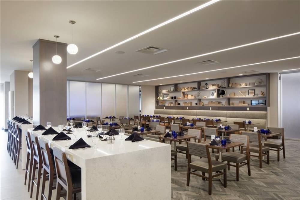Doubletree By Hilton Hotel Syracuse 5