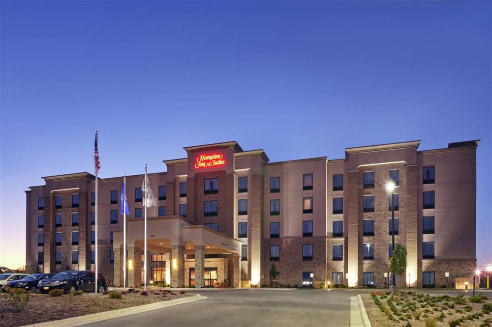 Hampton Inn And Suites Milwaukee/franklin