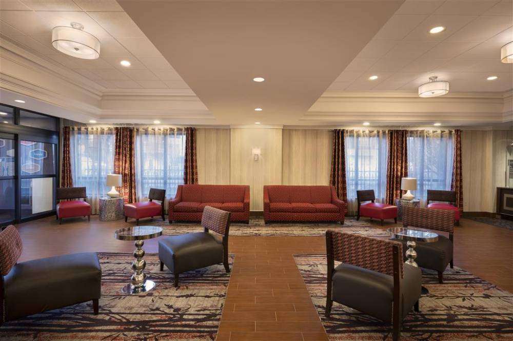 Hampton Inn Boston-cambridge 2