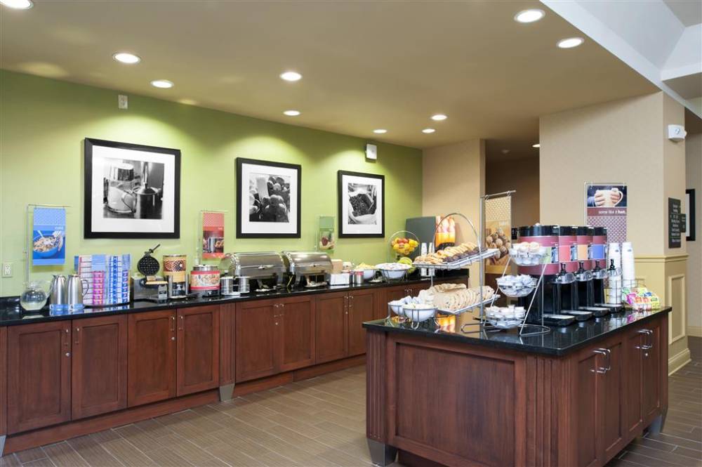 Hampton Inn Indianapolis Dwtn Across From Circle Centre 3
