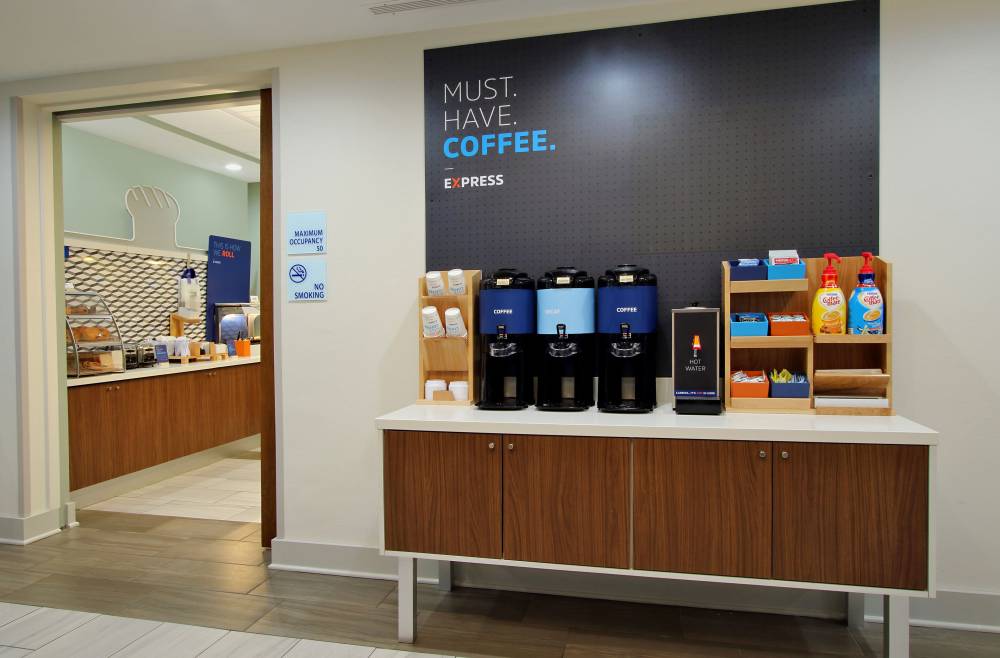 Holiday Inn Express Romulus D