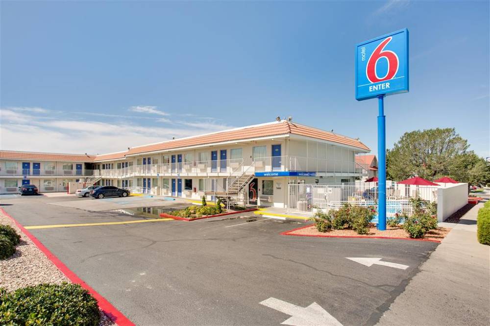 Motel 6 Albuquerque Carlisle