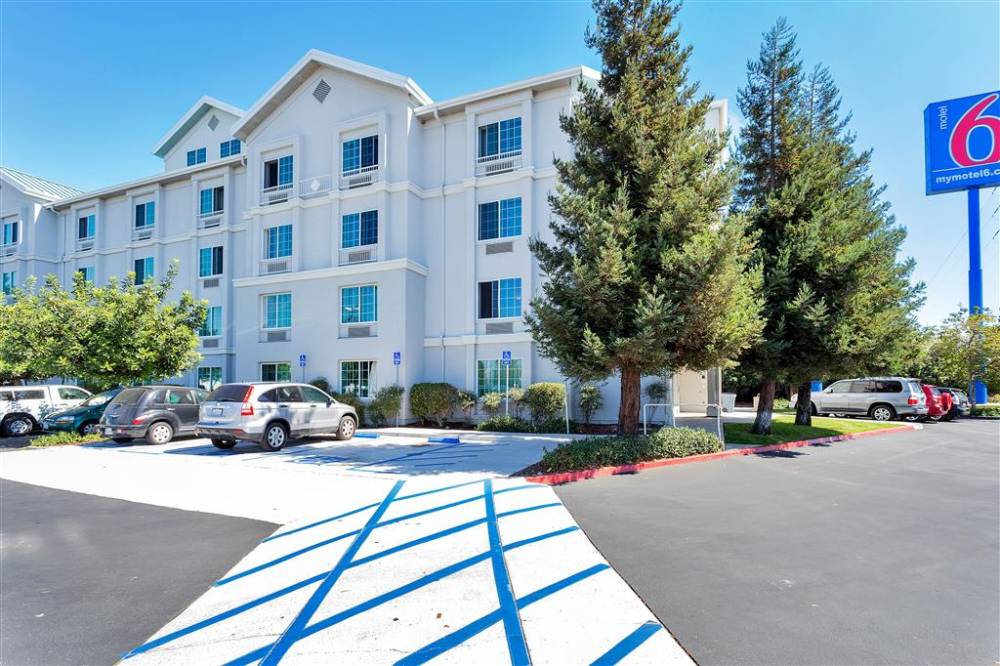 Motel 6 San Francisco Belmont