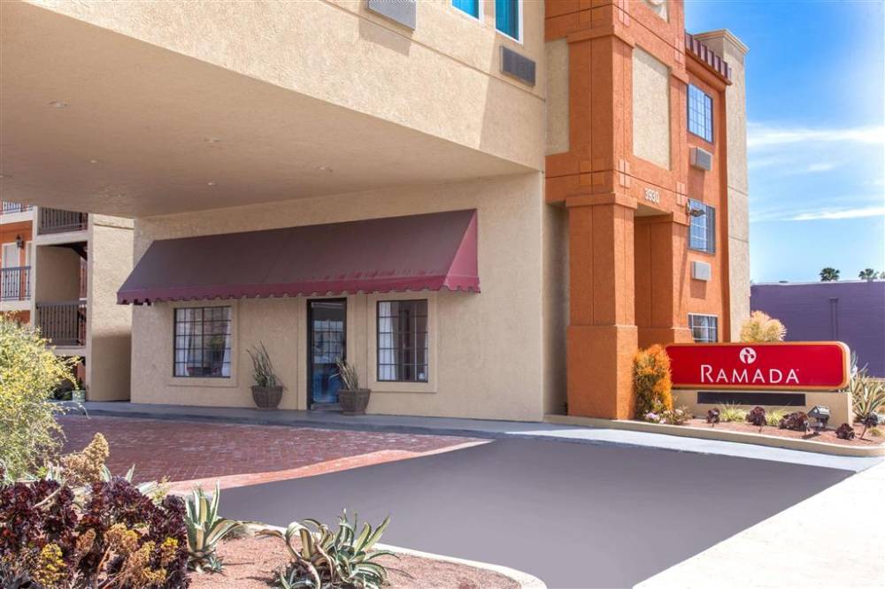 Ramada By Wyndham Culver City