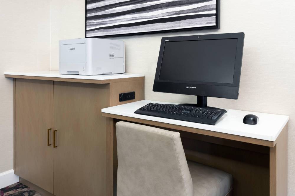 Residence Inn By Marriott Mobile 2