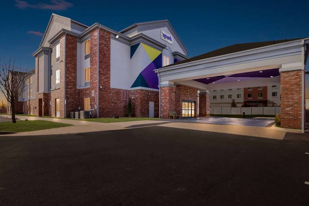 Spark By Hilton Catoosa Tulsa