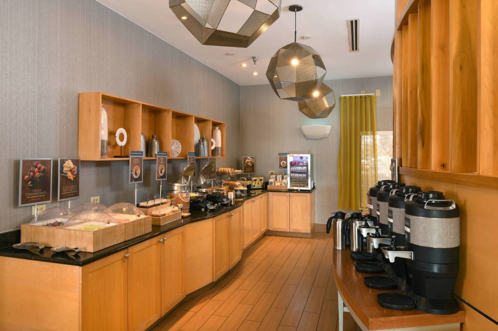 Springhill Suites By Marriott Des Moines West 5
