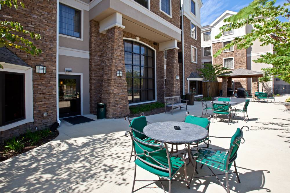 Staybrigde Suites Plainfield 5