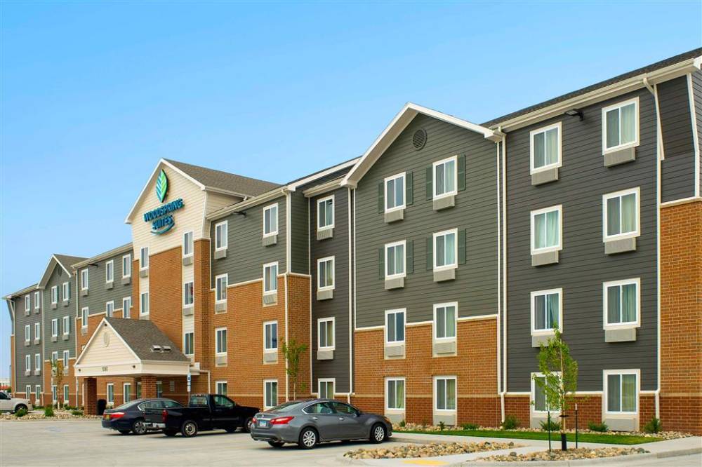 Woodspring Suites Fargo